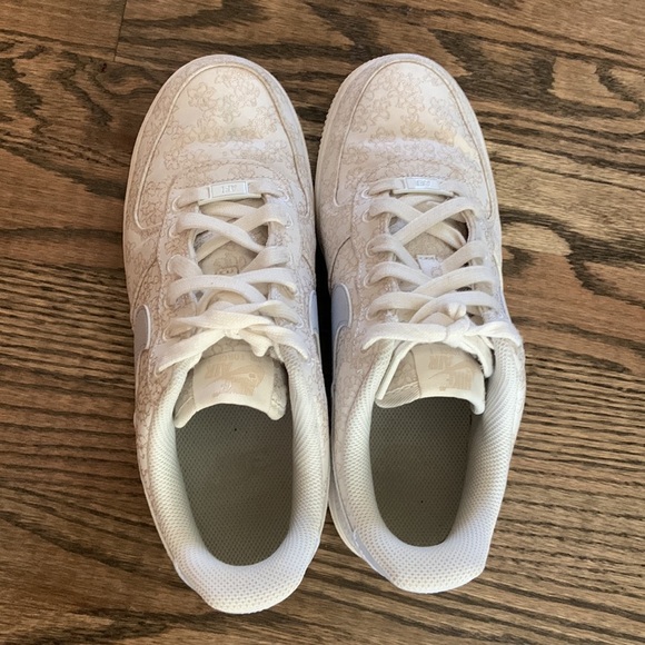 Nike Air Force 1 ‘07 White Floral Lace Up Sneakers - Picture 7 of 8